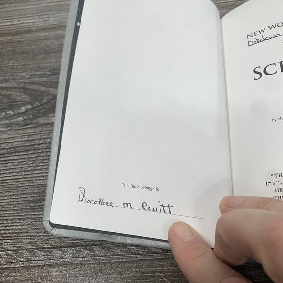 New World Translation of the Holy Scriptures, 2013 Watch Tower Compact Jehovahs - Picture 9 of 12